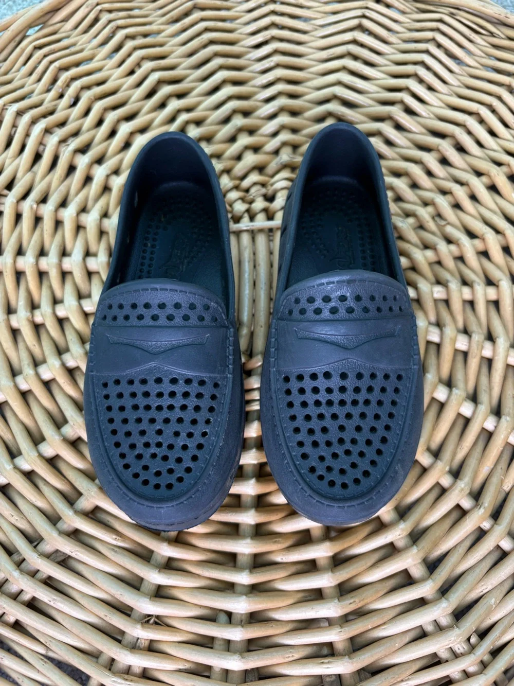 Floafers Black Prodigy Kid's Waterproof Perforated Loafers Size 10